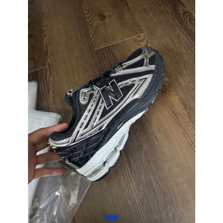 U1906RCF NEWBALANCE 1906 BLACK GREY DS