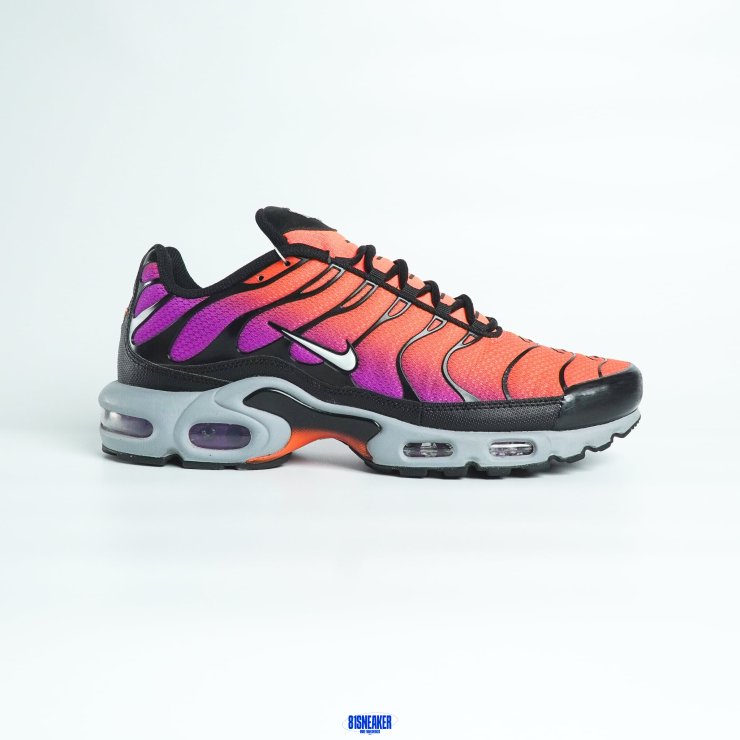 T826AM3 - NIKE AIR MAX PLUS DESERT SUNSET FB - 44,5