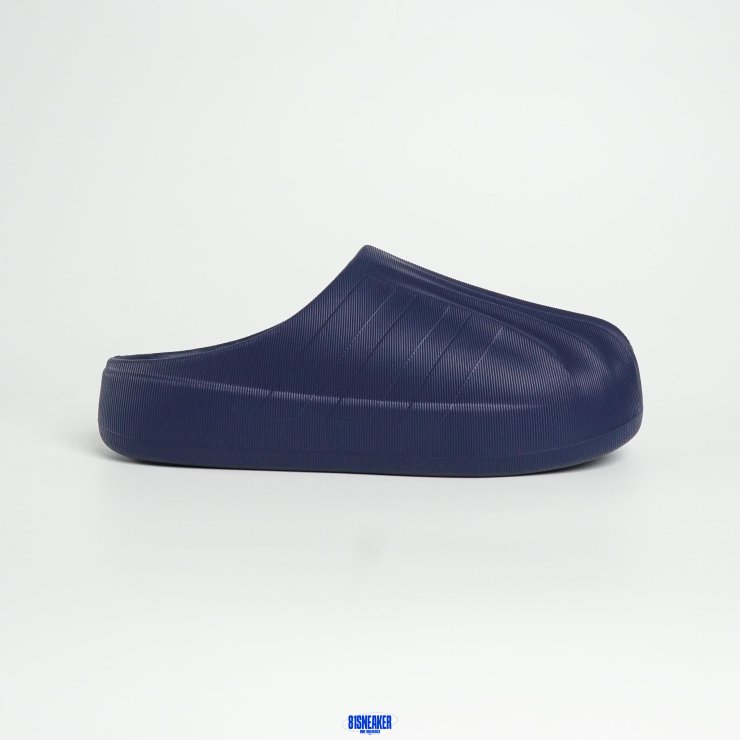 T826CS46 - ADIDAS MULE NAVY DS - 42