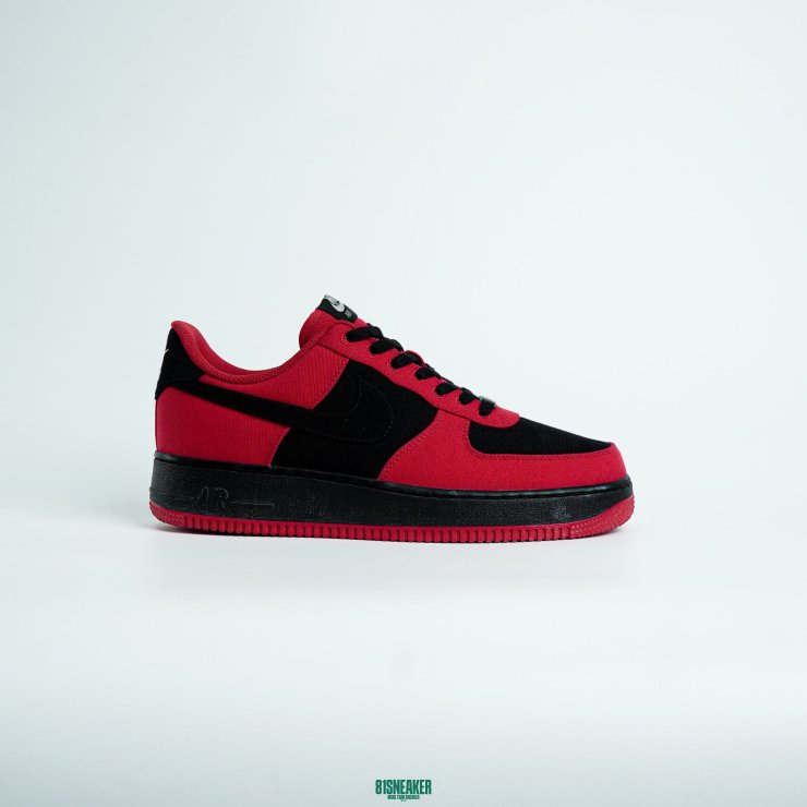 T826AF3 - AF1 LOW BY YOU BLACK RED DS - 42,5