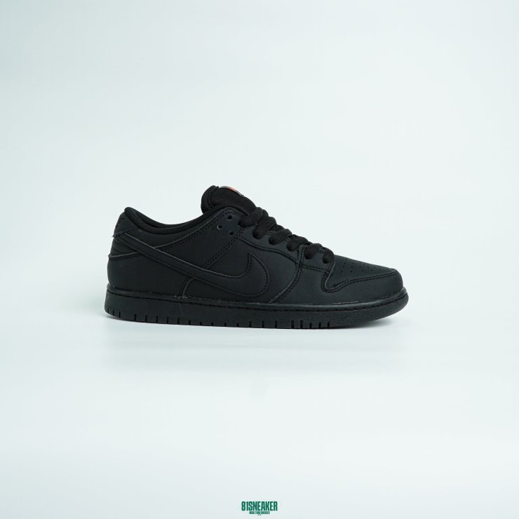 T826DU9 - DUNK SB LOW ALL BLACK DS FB - 42