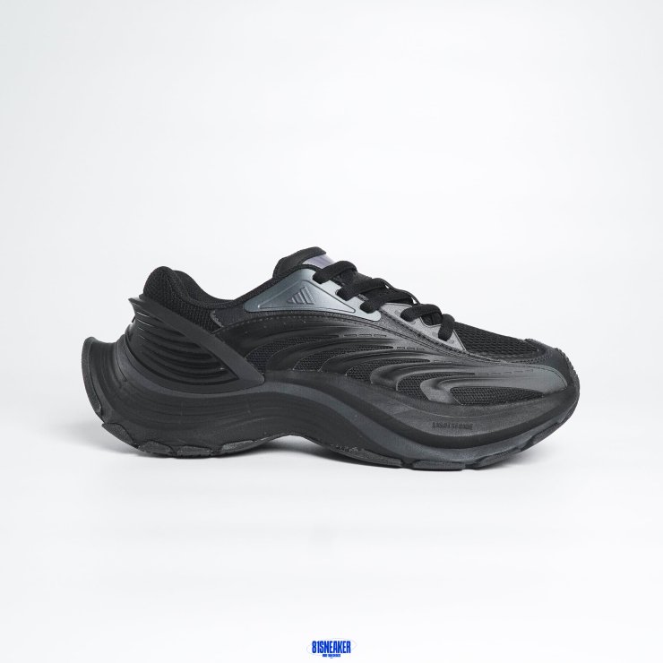 T826CS86 - ADIDAS XLG MTW BLACK DS FB - 41