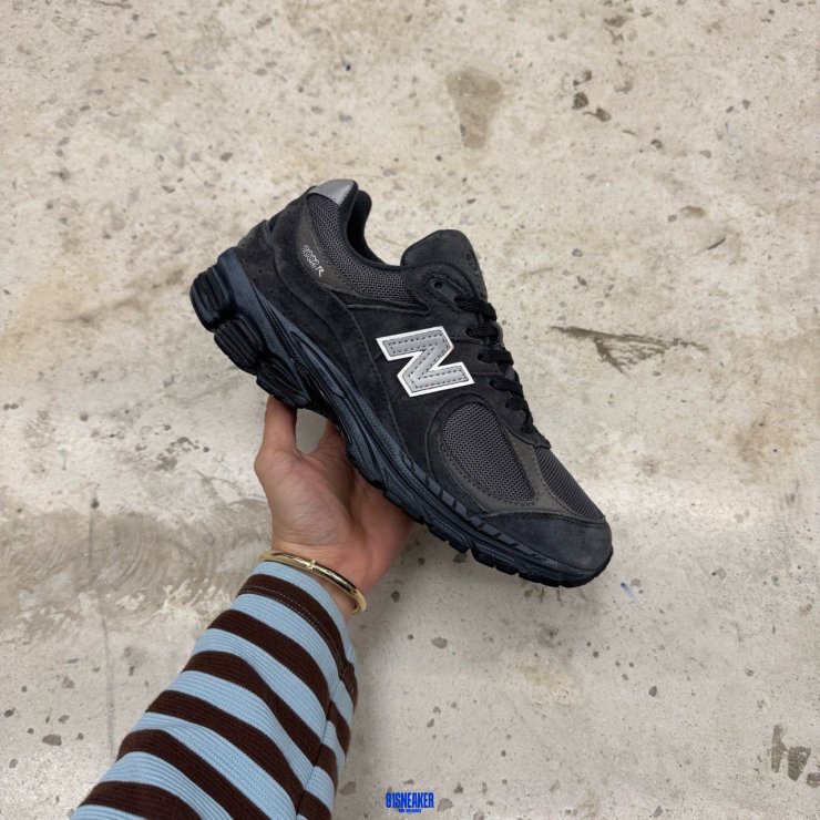 T826CS93 - NEWBLANCE 2002 VINTAGE BLACK GREY - 40