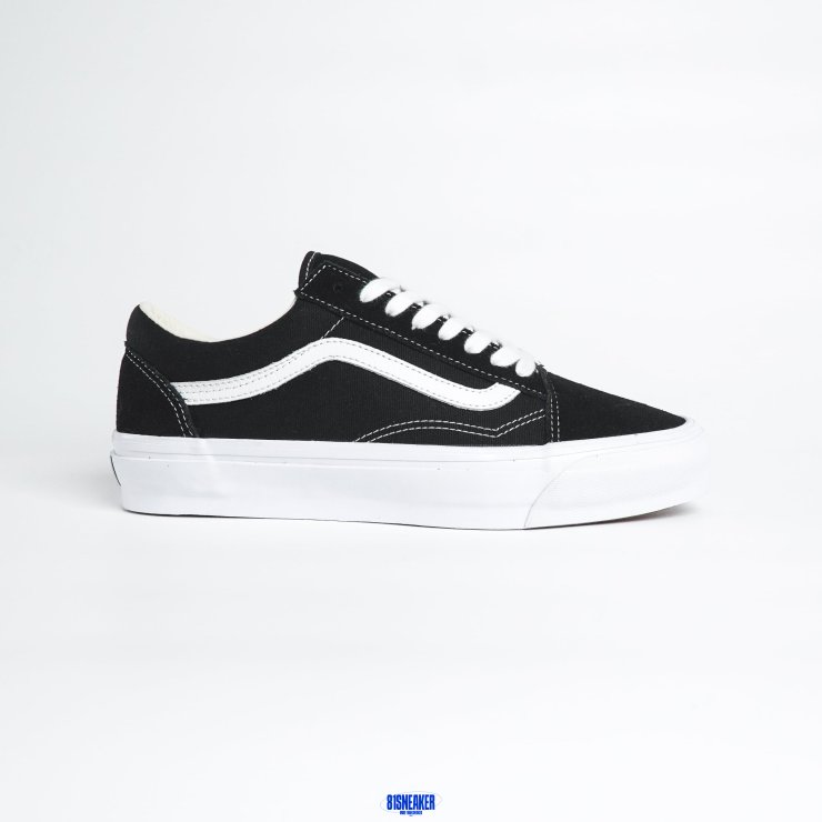 T926CS10 - VANS LX OLD SKOOL BLACK WHITE DS FB - 42,5