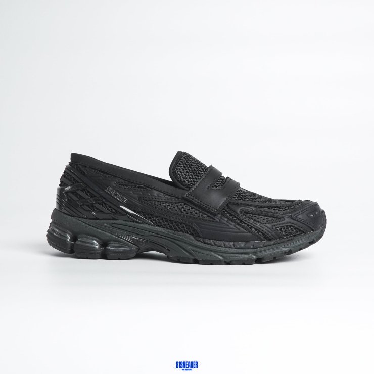 T926CS33 - NEWBLANCE 1906L BLACKTOP PHANTOM DS FB - 41,5