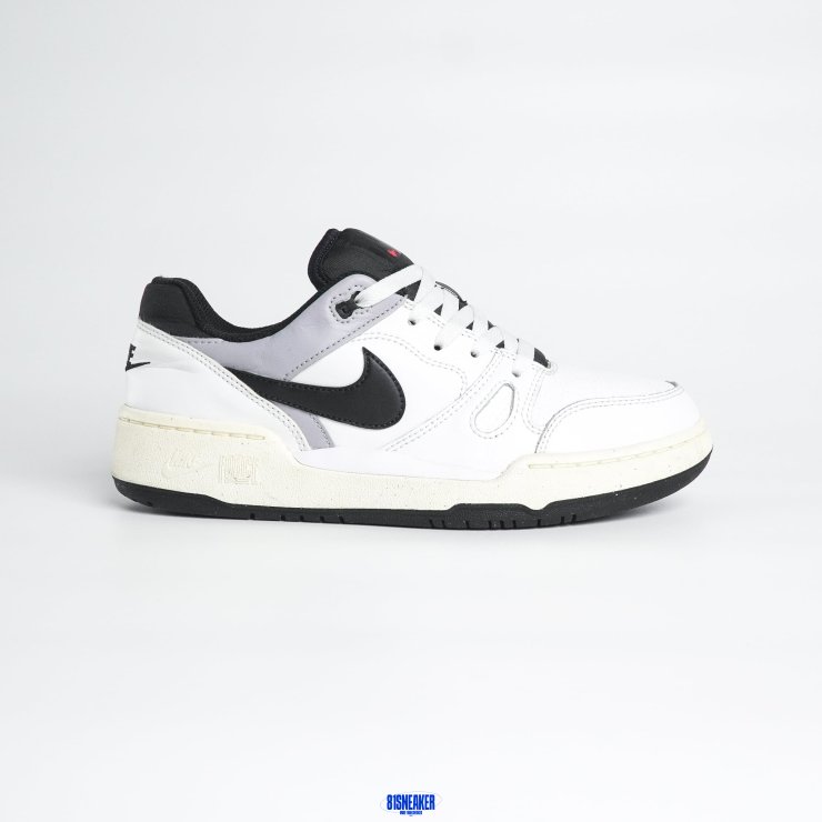 T926CS57 - NIKE FULL FORCE WHITE BLACK - 40