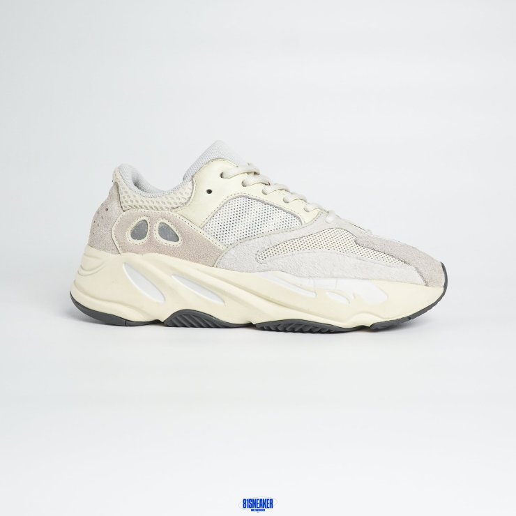 T926CS111 - ADIDAS YEZZY 700 ANALOG - 42