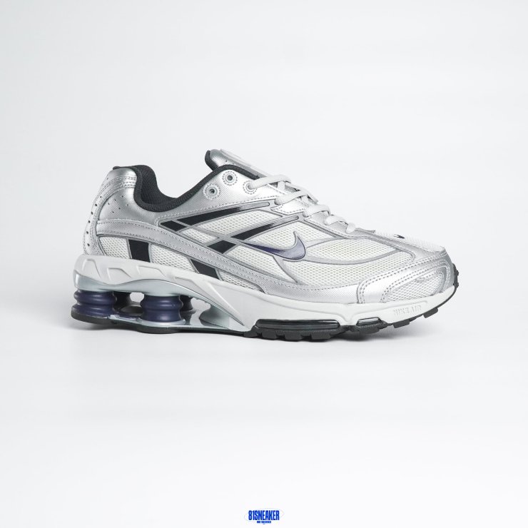 T926CS136 - NIKE SHOX RIDE 2 METALLIC SILVER DS - 43