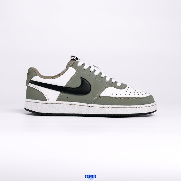 T1026CS36 - NIKE COURT VISION OLIVE WHITE - 40,5