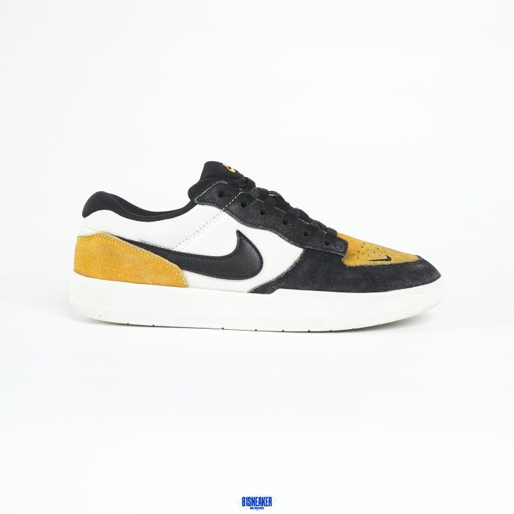 1026CS92 - NIKE SB FORCE 58 YELLOW BLACK - 41