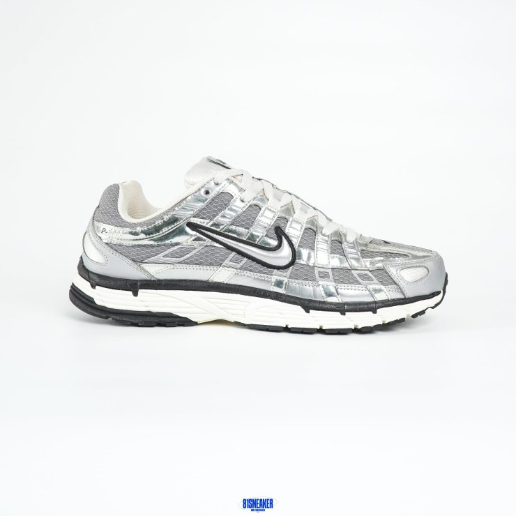 1026CS93 - NIKE P-6000 METALLIC SILVER BLACK - 43