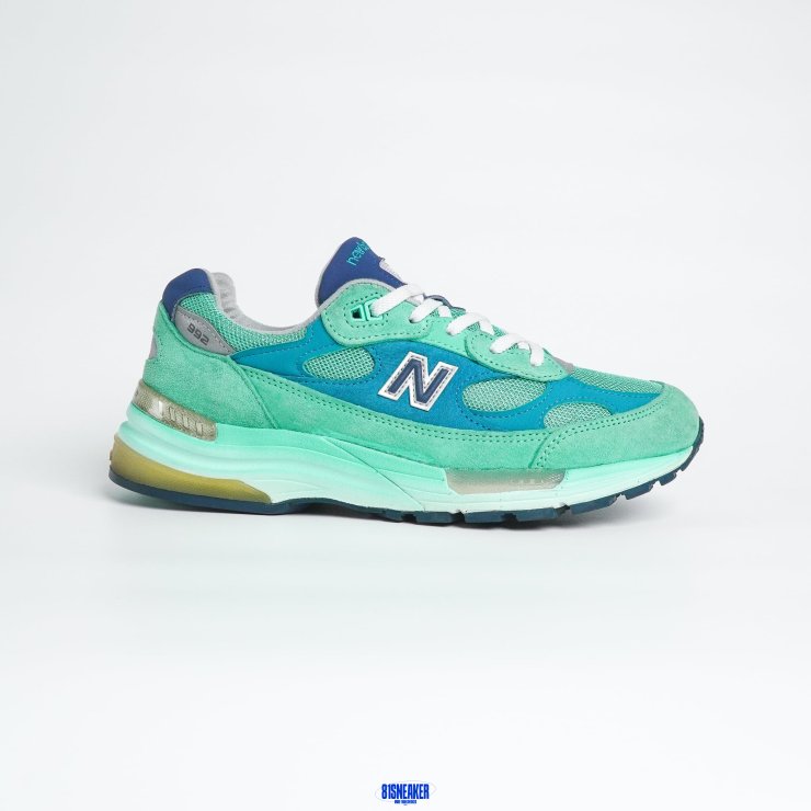 1026CS97 - NEW BALANCE 992 USA BLUE SILVER METALLIC FB - 41,5