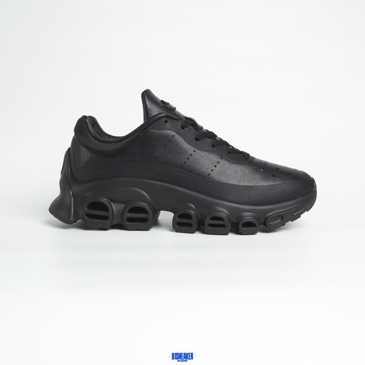 1026CS99 - ADIDAS ADIFOM MEGARIDE THUG CLUB BLACK LN FB - 41