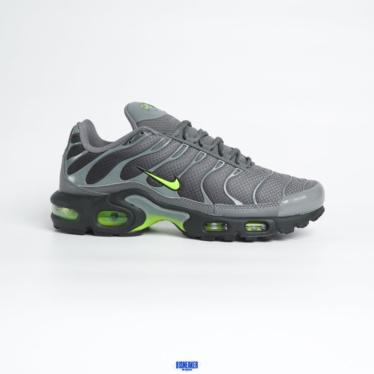 1026AM1 - NIKE AIR MAX PLUS SMOKE GREY VOLT LN FB - 41