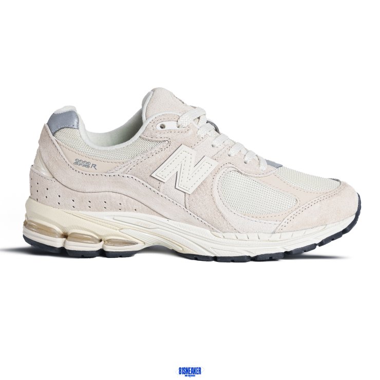 New Balance 2002R Off White - M2002RCC